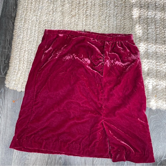 Anthropologie velvet mini skirt with slit red holiday no tie size 18 - Picture 2 of 6